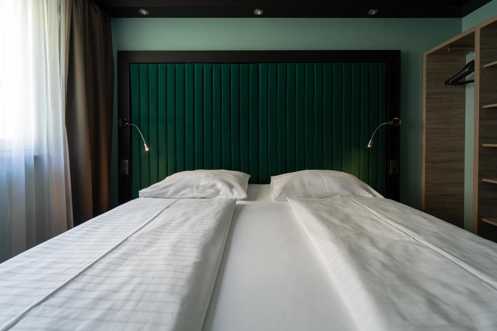 Hotel Design & Budget Schoenbrunn 3*